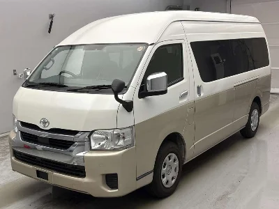 TOYOTA HIACE WAGON