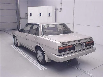 TOYOTA CRESTA