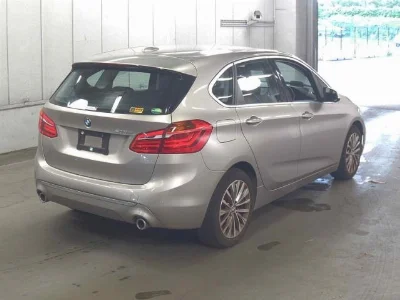BMW 2 SERIES