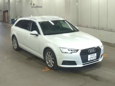 AUDI A4 AVANTE