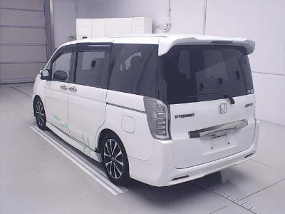 HONDA STEPWGN SPADA