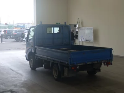 TOYOTA DYNA