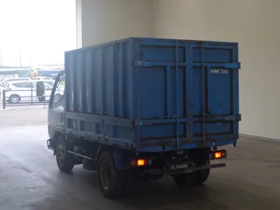 MITSUBISHI CANTER