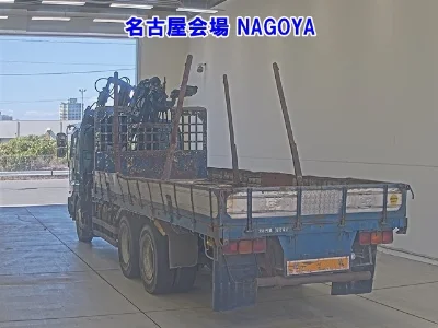 ISUZU GIGA
