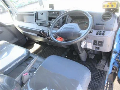 MITSUBISHI CANTER