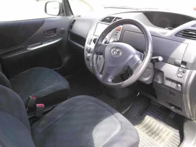 TOYOTA RACTIS