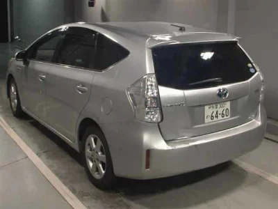 TOYOTA PRIUS ALPHA