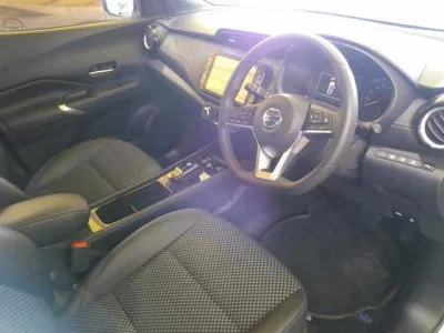 NISSAN KICKS