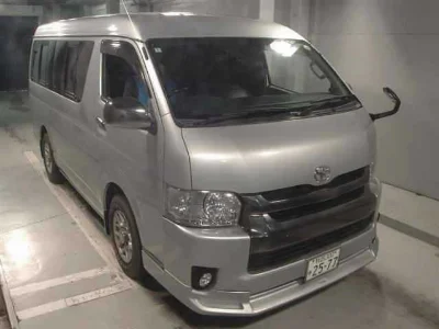 TOYOTA HIACE WAGON