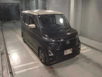 NISSAN ROOX