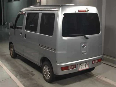 TOYOTA PIXIS VAN