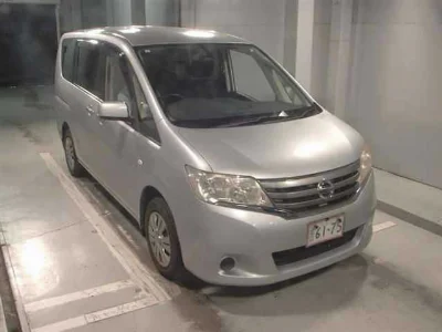 NISSAN SERENA