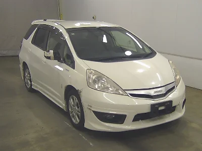HONDA FIT SHUTTLE