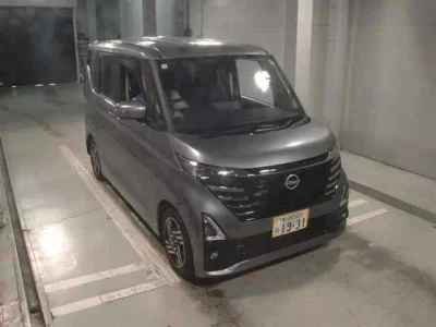 NISSAN ROOX