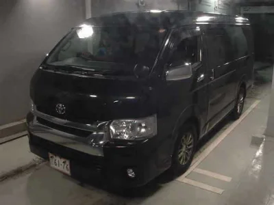 TOYOTA HIACE WAGON