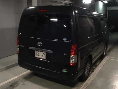 TOYOTA HIACE WAGON