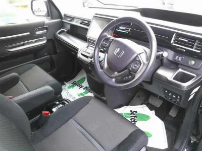 HONDA STEPWGN SPADA