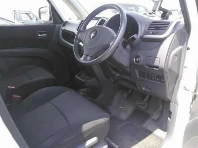 MITSUBISHI DELICA D:2