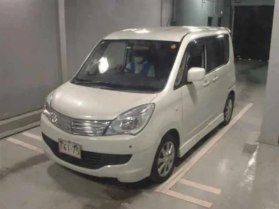 MITSUBISHI DELICA D:2