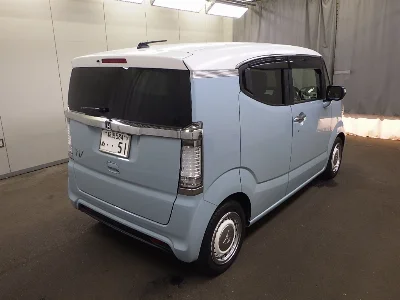 HONDA N-BOX SLASH