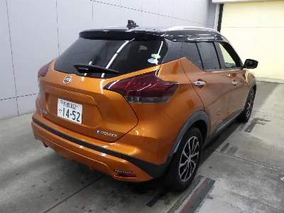 NISSAN KICKS
