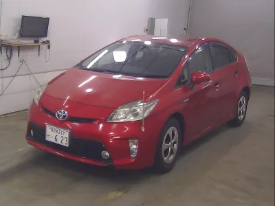 TOYOTA PRIUS