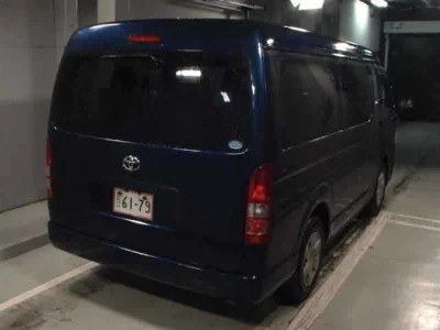 TOYOTA HIACE WAGON