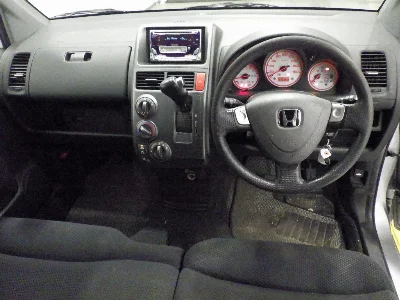 HONDA MOBILIO SPIKE