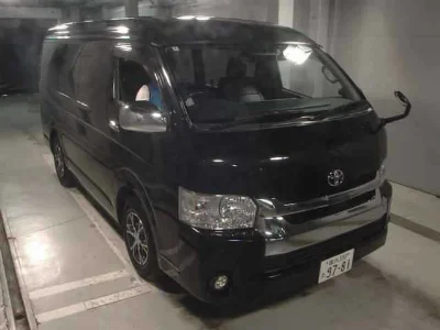 TOYOTA HIACE WAGON