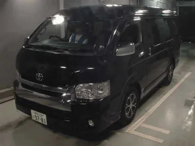 TOYOTA HIACE WAGON