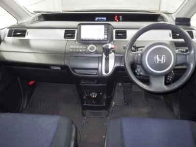 HONDA STEPWGN SPADA