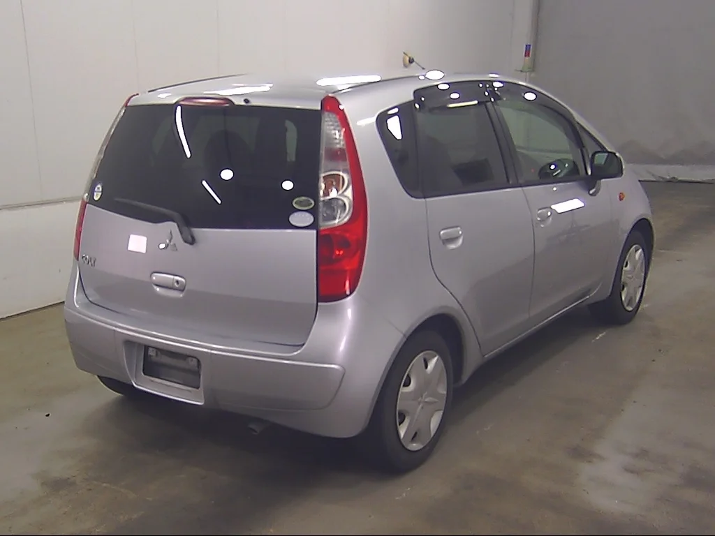Mitsubishi Colt  с аукциона в Японии
