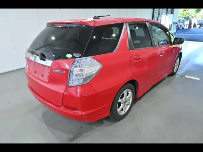 HONDA FIT SHUTTLE
