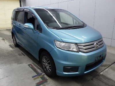 HONDA FREED SPIKE