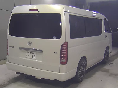 TOYOTA HIACE WAGON