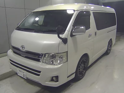 TOYOTA HIACE WAGON