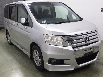 Honda STEPWGN SPADA