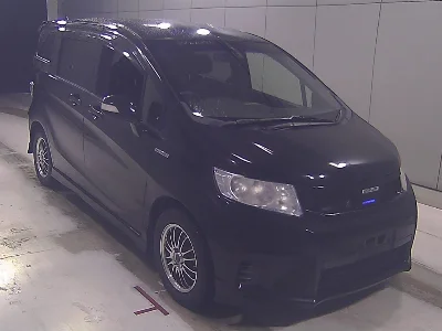 HONDA FREED SPIKE