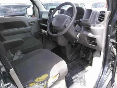 NISSAN NV100 CLIPPER