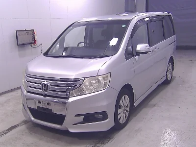 Honda STEPWGN SPADA