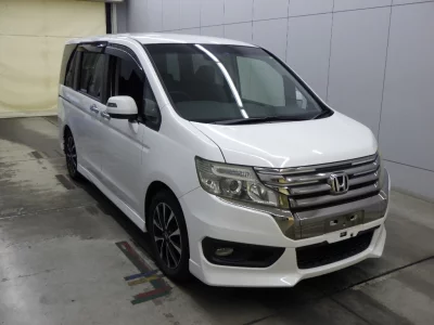 HONDA STEPWGN SPADA