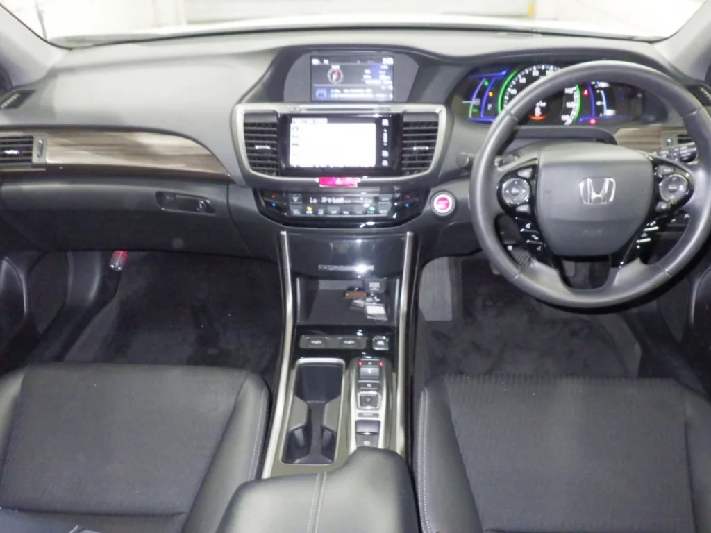 Honda Accord  с аукциона в Японии