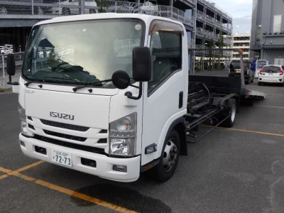 Isuzu Elf