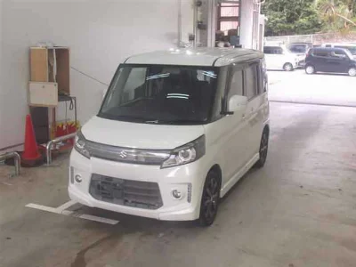 Suzuki Spacia Custom
