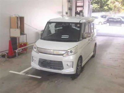 Suzuki Spacia Custom