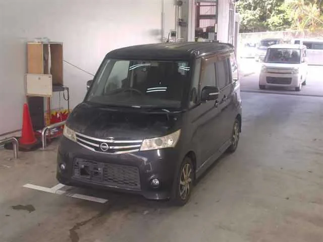 Nissan Roox  с аукциона в Японии