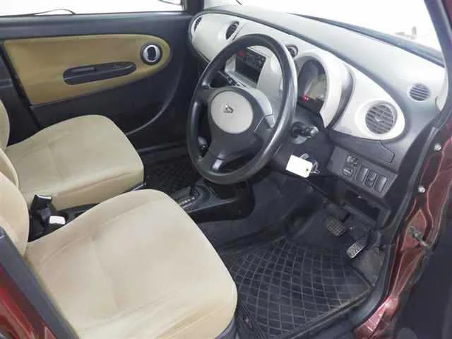 Daihatsu Mira  с аукциона в Японии