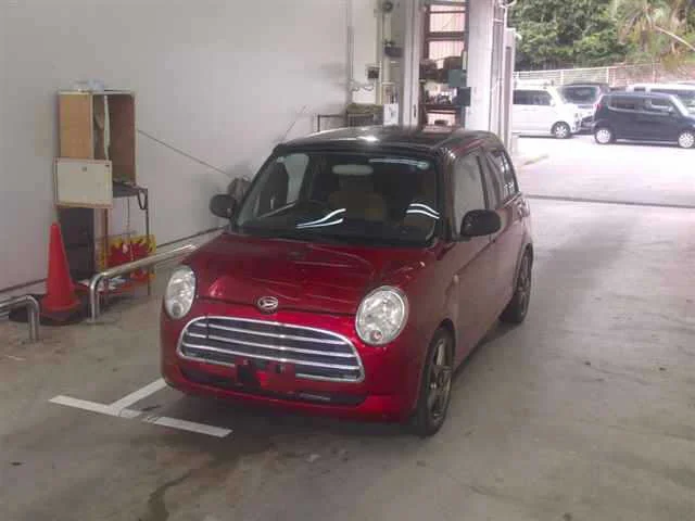 Daihatsu Mira  с аукциона в Японии