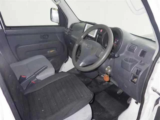 Daihatsu Hijet Cargo  с аукциона в Японии