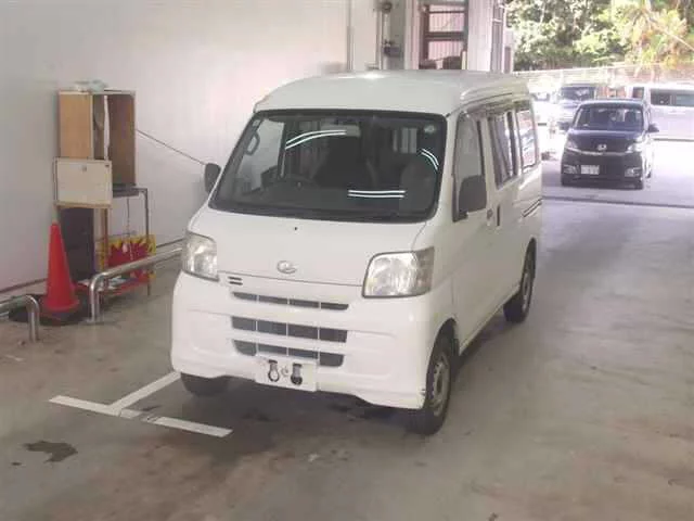 Daihatsu Hijet Cargo  с аукциона в Японии